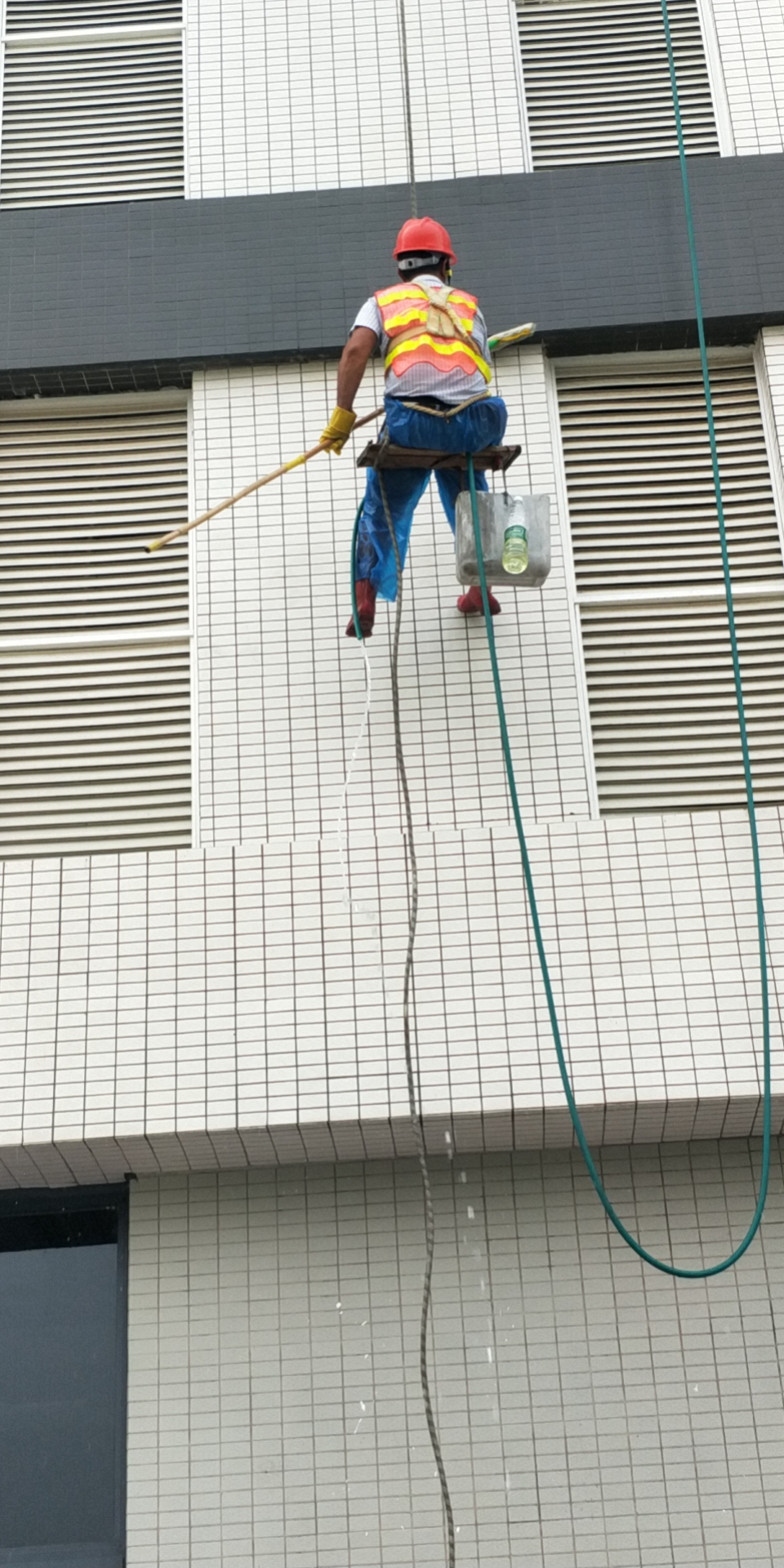 南海外墻清洗需要哪些工具？