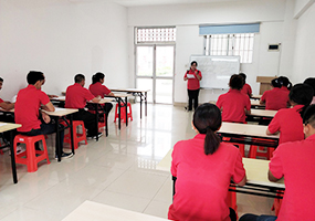 廣州保潔公司，糾正室內(nèi)環(huán)境清潔常見的幾個誤區(qū)